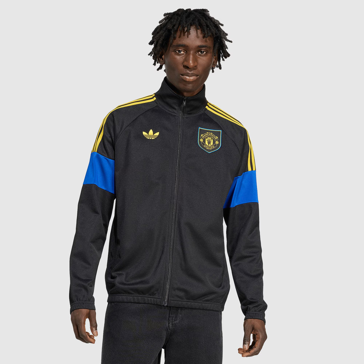 adidas ORIGINALS MANCHESTER UNITED 25/26 LIFESTYLER TRACK TOP product image 1, provided for visual reference and product