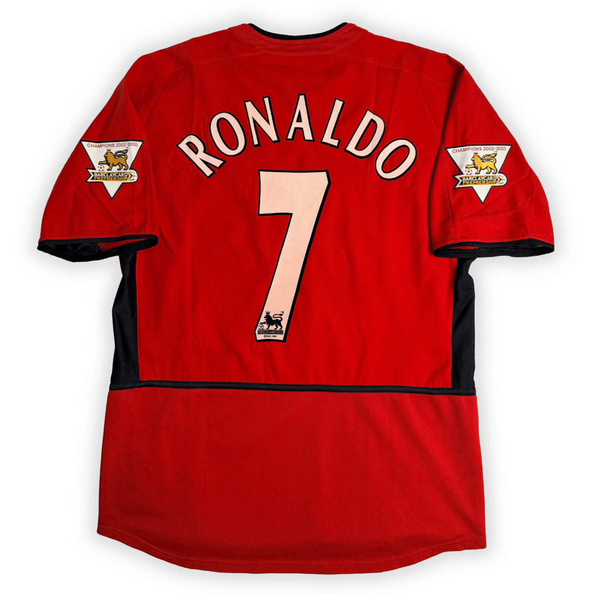 2002-2003 Manchester United Epl Home Shirt Ronaldo #7 - (M) product image 1, provided for visual reference and product