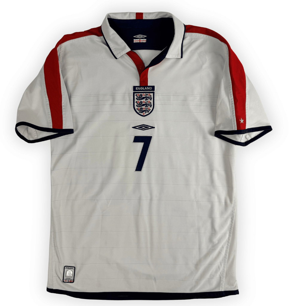 2004-05 England Home Shirt Beckham #7 - (M) product image 2, provided for visual reference and product detail review