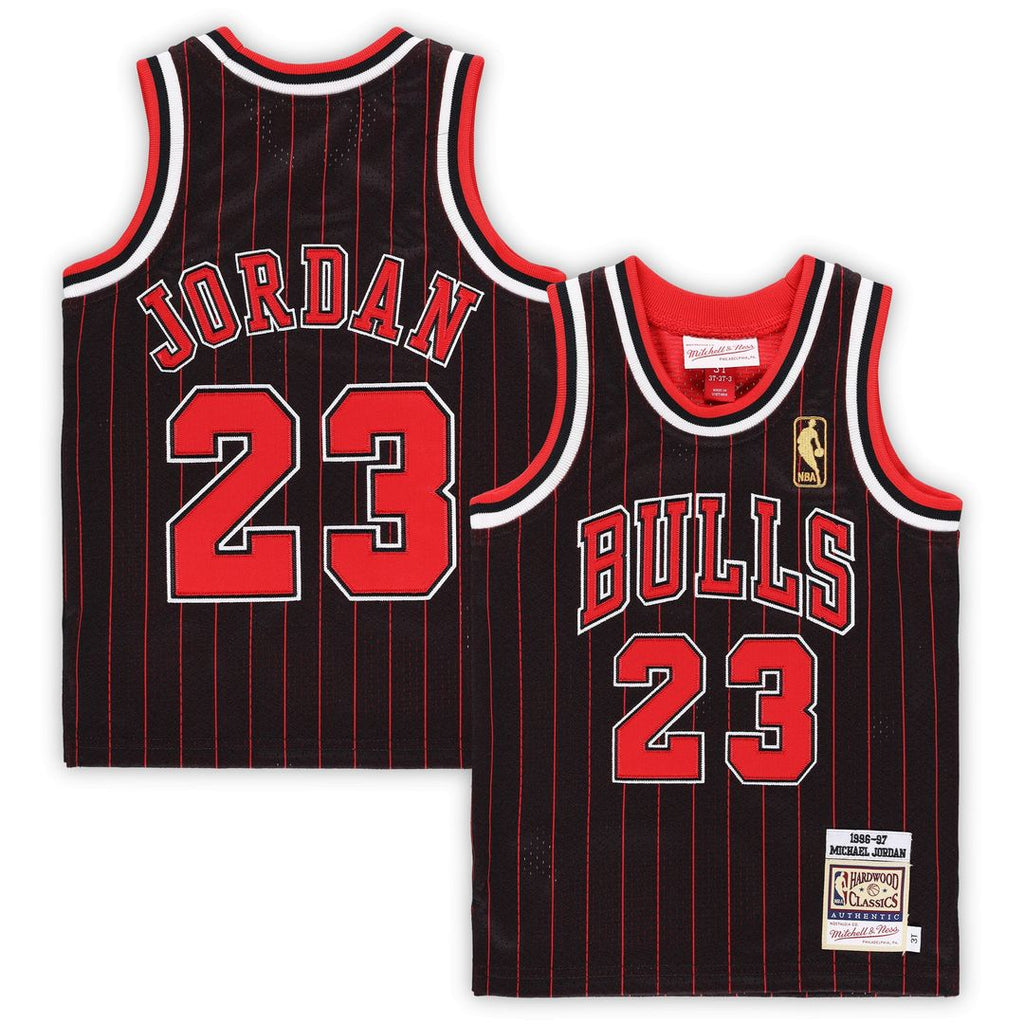 Chicago Bulls Michael Jordan Mitchell & Ness Toddler product image 10