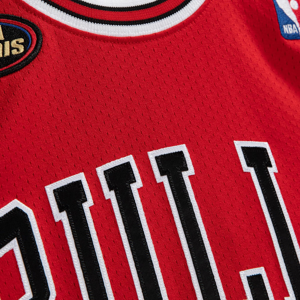 Michael Jordan Chicago Bulls 1997-98 Finals Authentic Road Jersey product image 4, provided for visual reference and product