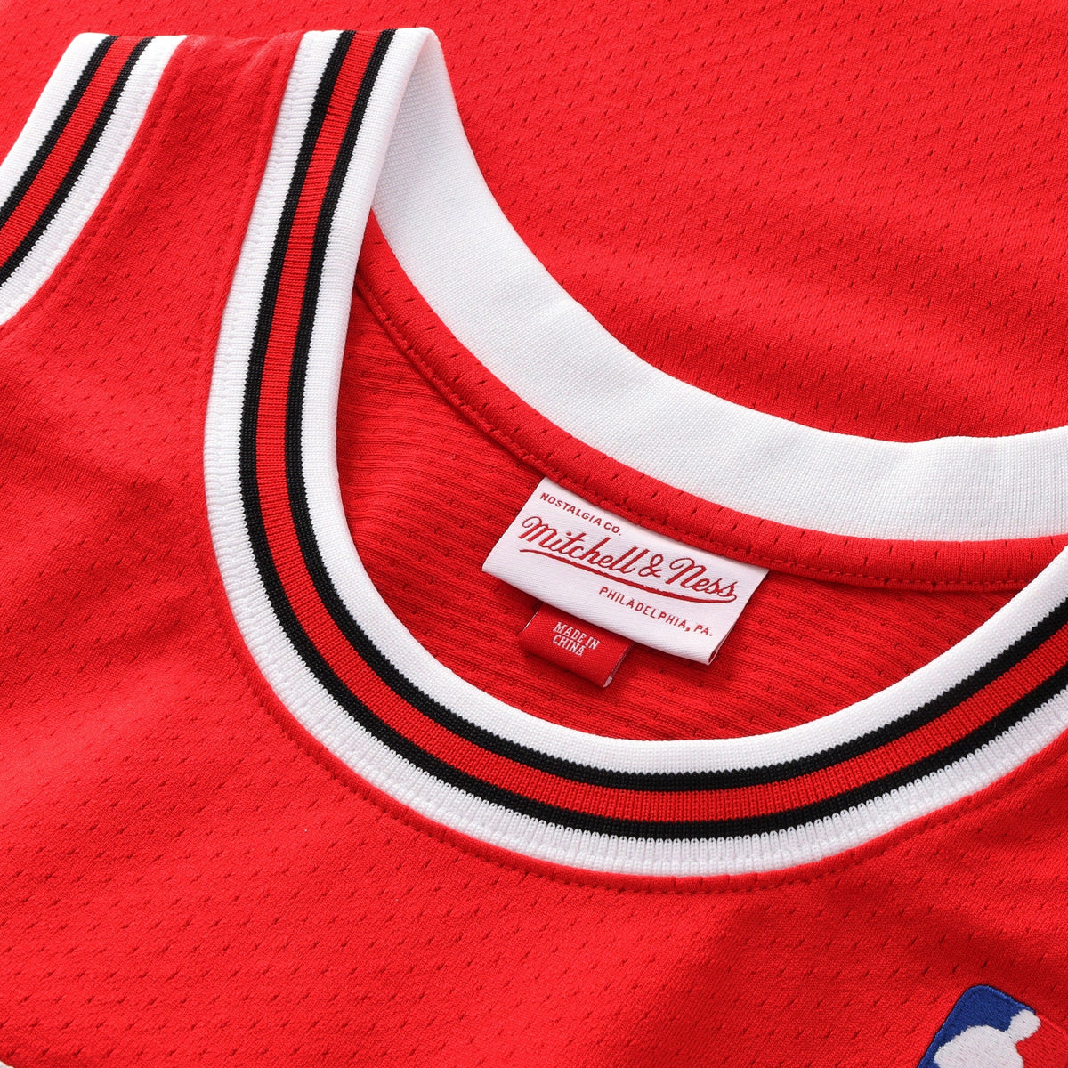Michael Jordan Chicago Bulls 1994-95 Authentic Road Jersey - Red - Mens product image 4, provided for visual reference and