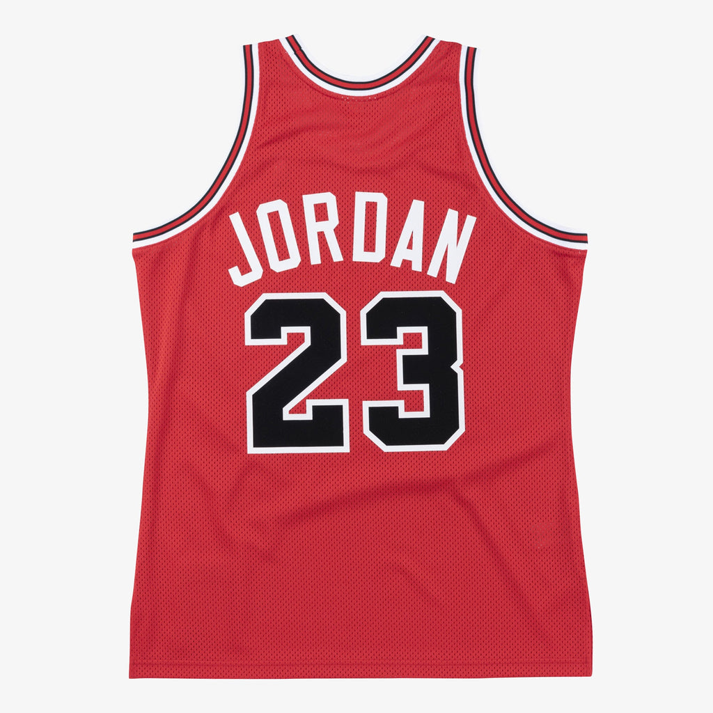 Michael Jordan Chicago Bulls 1997-98 Authentic Jersey product image 9, provided for visual reference and product detail