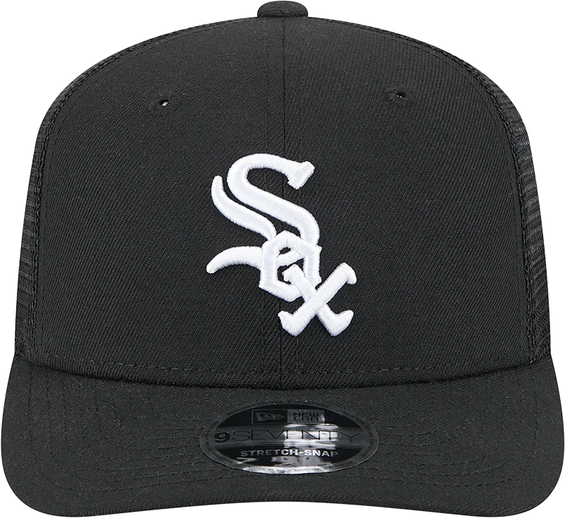 New Era Chicago White Sox Team 9SEVENTY Stretch-Snap Trucker Hat product image 3, provided for visual reference and product