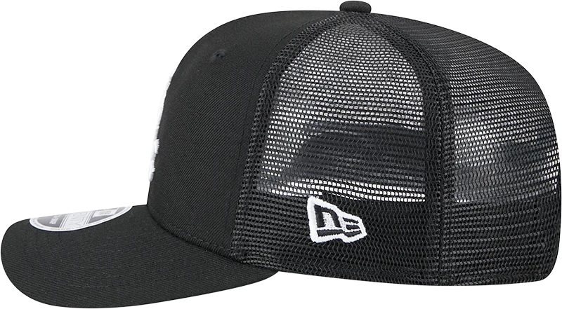 New Era Chicago White Sox Team 9SEVENTY Stretch-Snap Trucker Hat product image 4, provided for visual reference and product