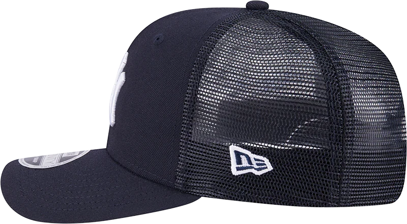 New Era New York Yankees Team 9SEVENTY Stretch-Snap Trucker Hat product image 4, provided for visual reference and product