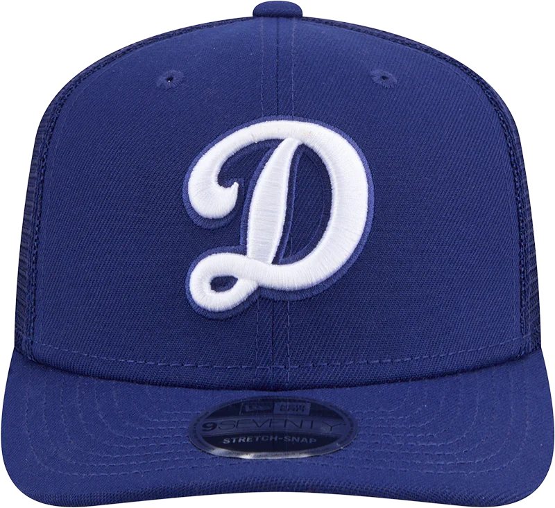 New Era Los Angeles Dodgers 9SEVENTY Trucker Adjustable Hat product image 4, provided for visual reference and product