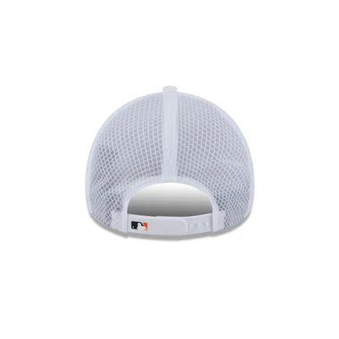 New Era San Francisco Giants 2026 Batting Practice White 9FORTY APEX Trucker Snapback Hat product image 5, provided for