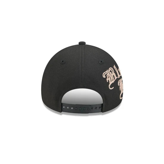 New Era Los Angeles Dodgers Gothic Lettering 9FORTY A-Frame Snapback product image 6, provided for visual reference and