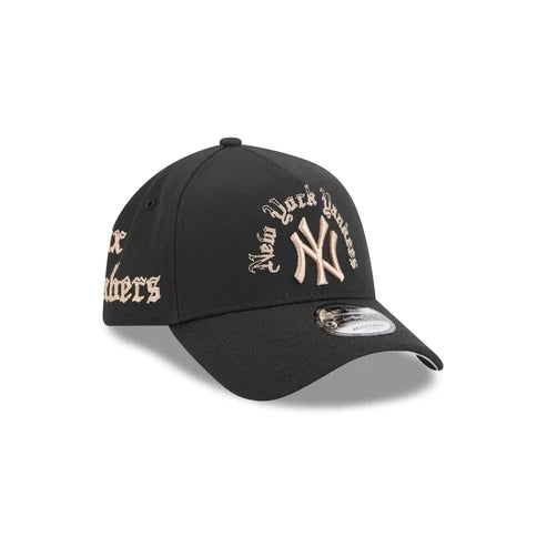 New Era New York Yankees Gothic Lettering 9FORTY A-Frame Snapback product image 1, provided for visual reference and product