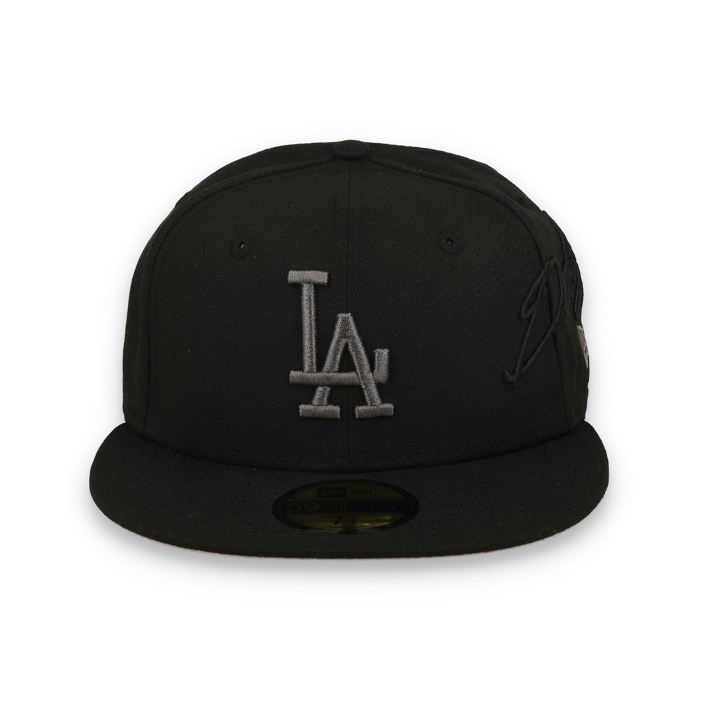 New Era Los Angeles Dodgers Side Script 59FIFTY Fitted Hat - Black product image 3, provided for visual reference and