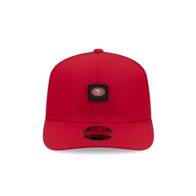 New Era San Francisco 49ers Mini Badge 9SEVENTY Trucker Snapback product image 3, provided for visual reference and product