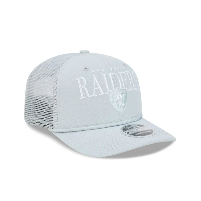 New Era Las Vegas Raiders Tonal 9SEVENTY Trucker Hat product image 1, provided for visual reference and product detail review