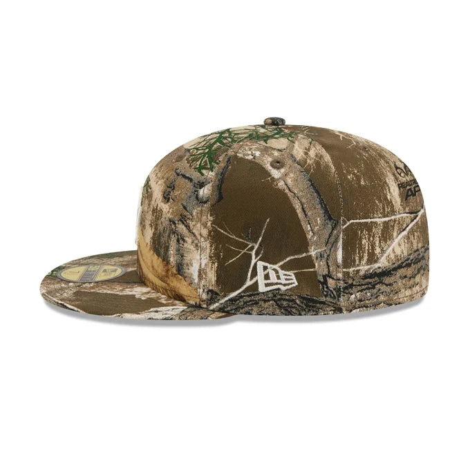 New Era Los Angeles Dodgers RealTree 59Fifty Fitted Hat product image 5, provided for visual reference and product detail