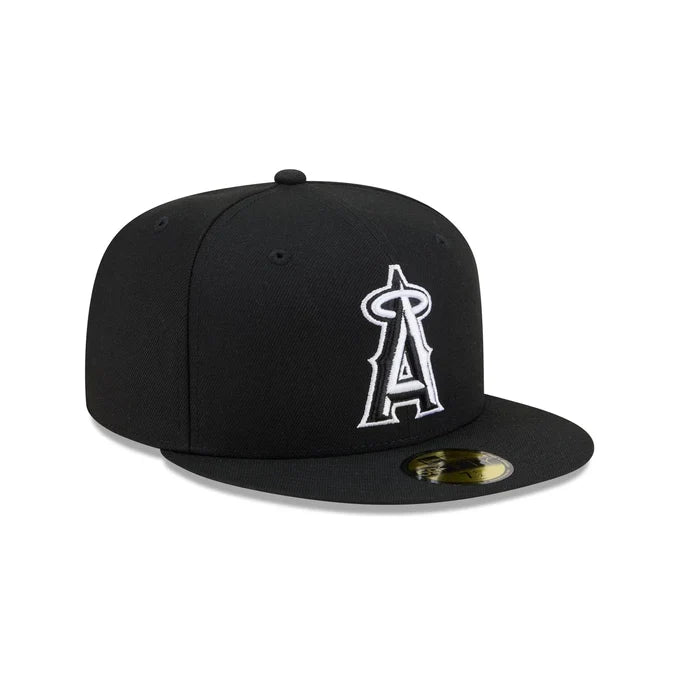 New Era Los Angeles Angels Black On Black White Outline 59Fifty Color Basic Fitted product image 1, provided for visual