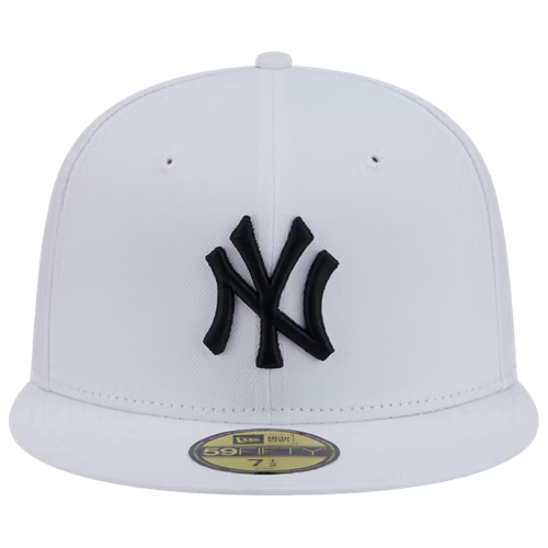 New Era New York Yankees 59FIFTY Fitted Hat - White/Black product image 3, provided for visual reference and product detail