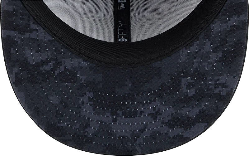New Era Las Vegas Raiders 2026 Salute to Service 9FIFTY Snapback Hat product image 7, provided for visual reference and