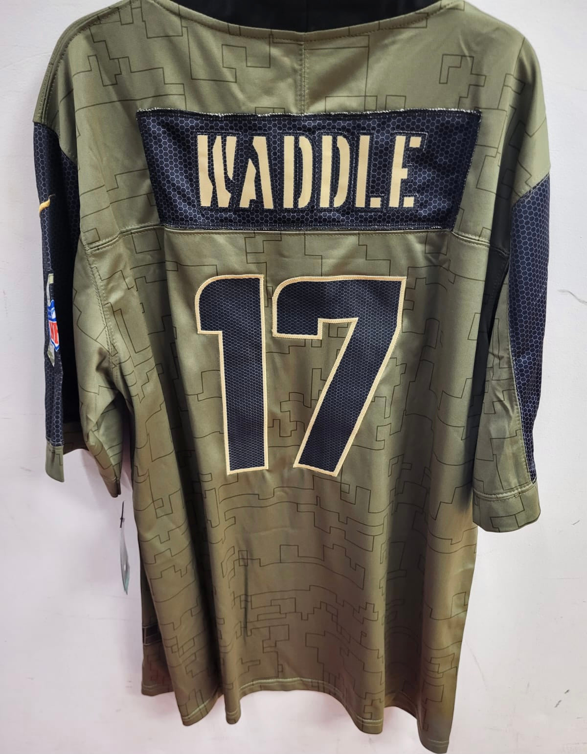 Jaylen Waddle Miami Dolphins military salute to service product image 2