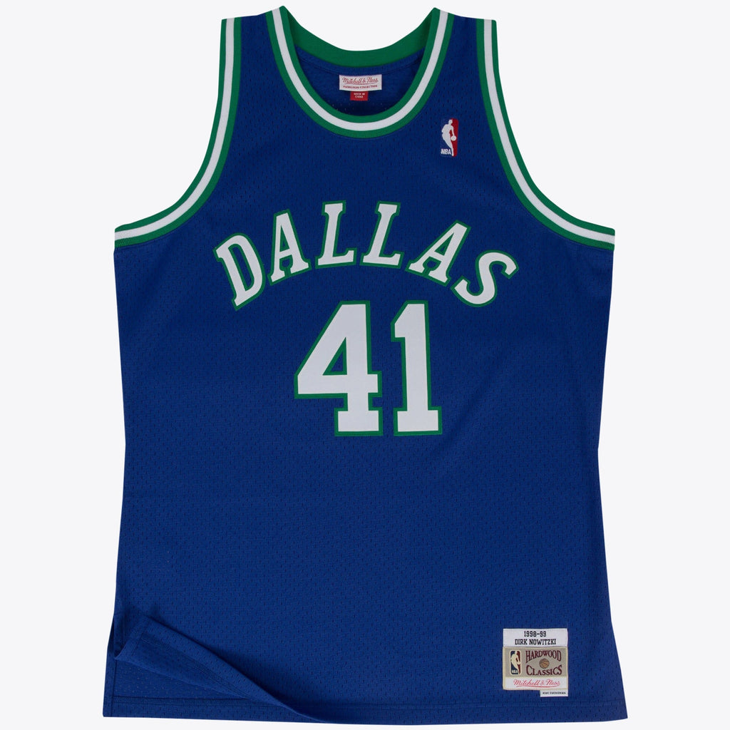 Dirk Nowitzki Dallas Mavericks 1998-99 Swingman Road Jersey product image 3, provided for visual reference and product