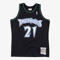 Kevin Garnett Minnesota Timberwolves 1997-98 Swingman Alternate Jersey product image 1, provided for visual reference and