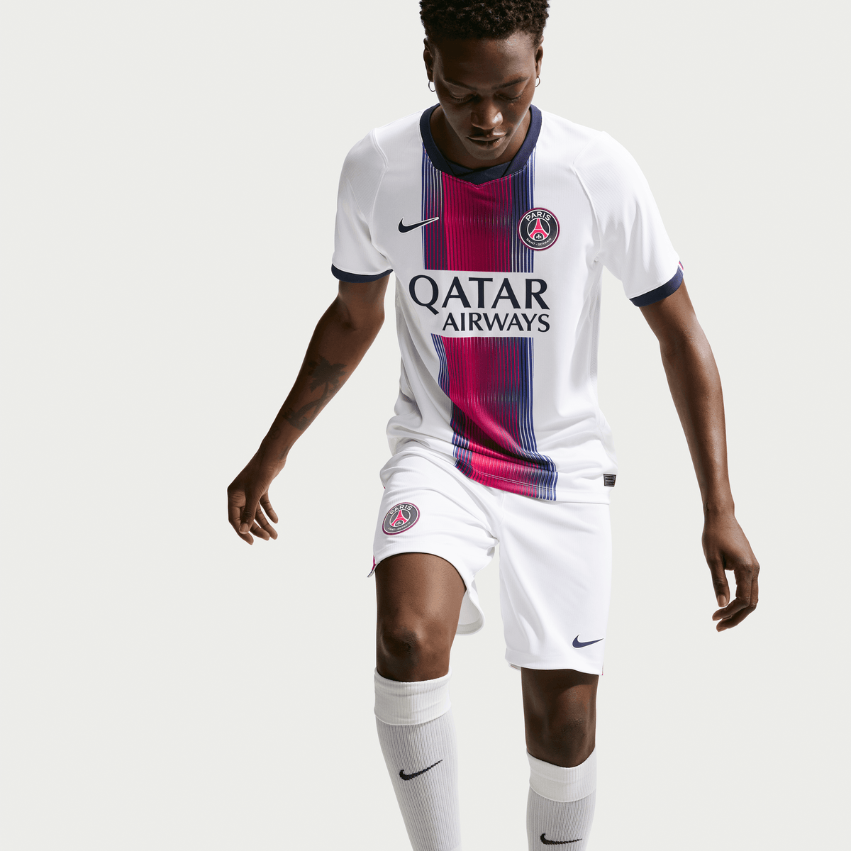 Nike Men Paris Saint-Germain Stadium Away Dri-FIT Soccer Jersey 26/27 product image 3, provided for visual reference and