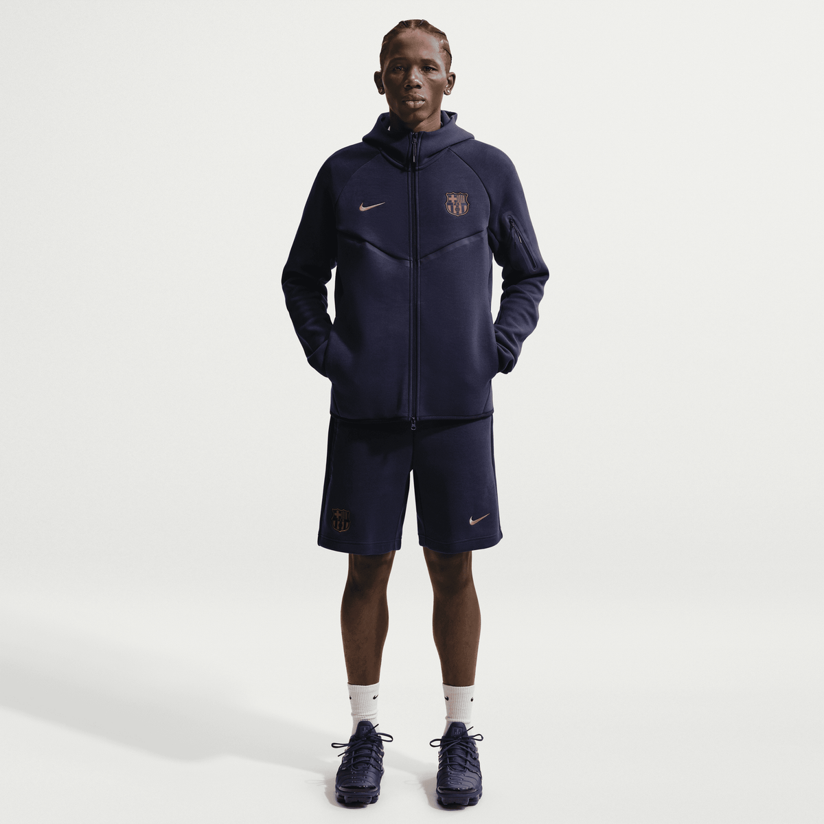 Nike FC Barcelona Tech Fleece Windrunner Soccer Full-Zip Hoodie product image 4, provided for visual reference and product
