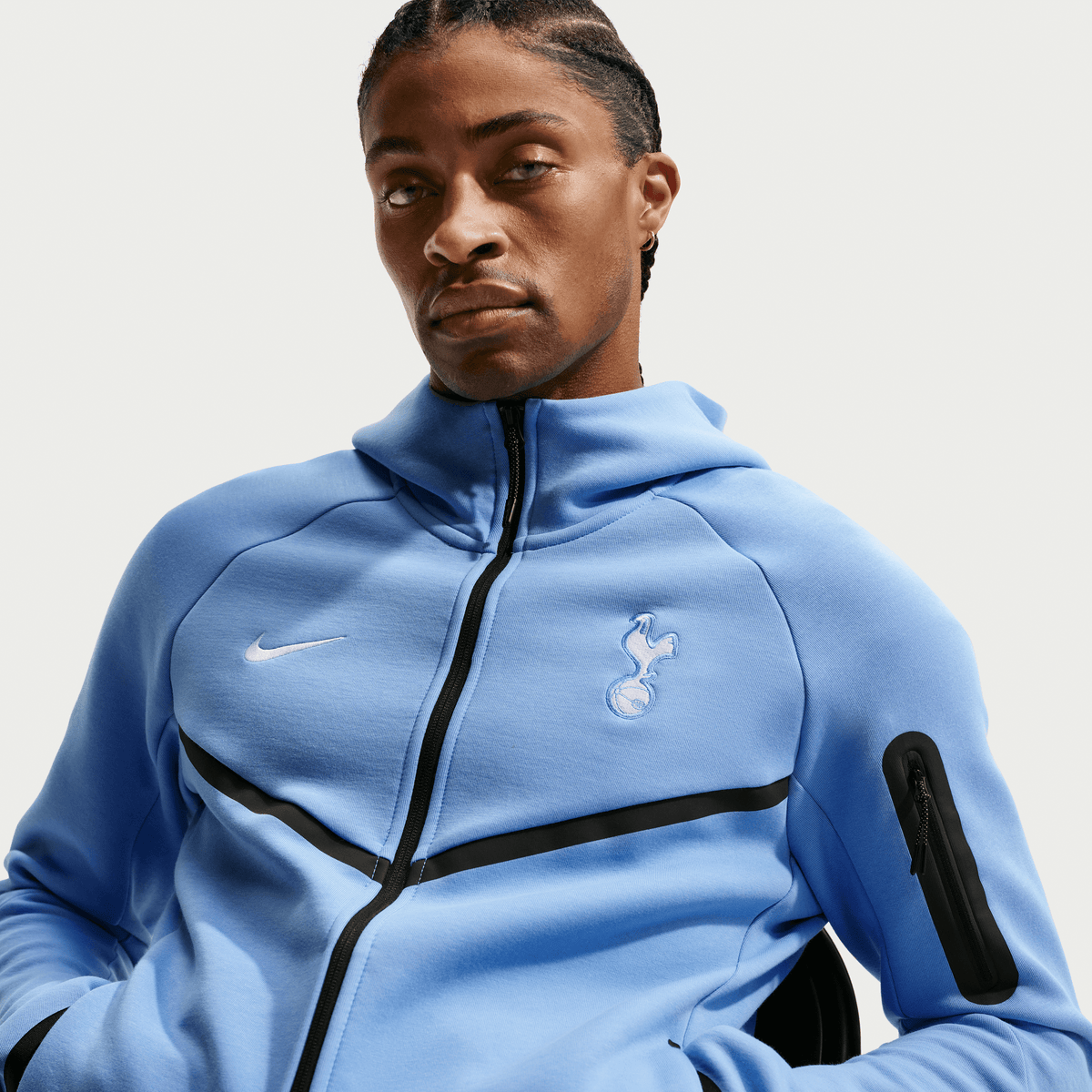 Nike Tottenham Hotspur Tech Fleece Windrunner product image 1, provided for visual reference and product detail review