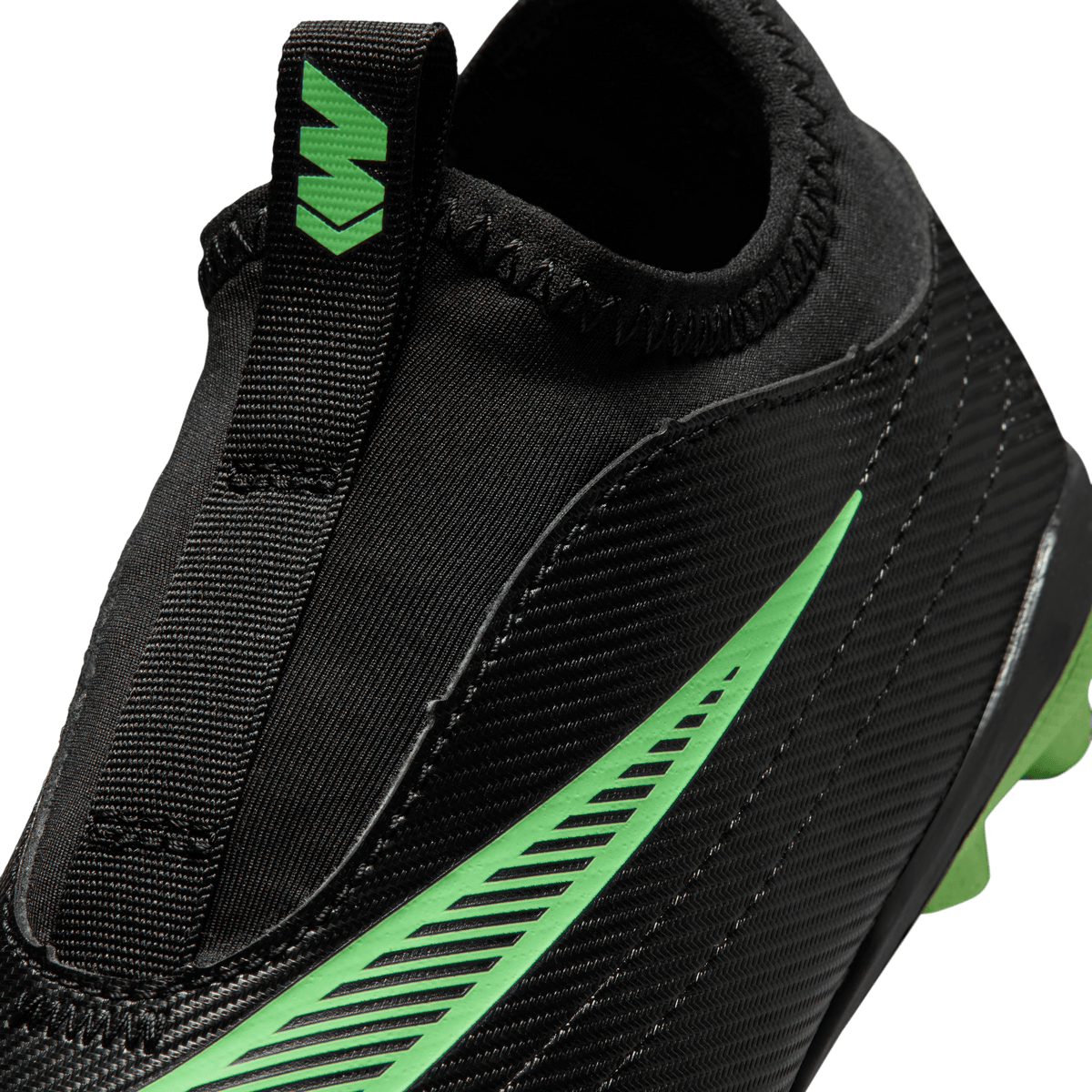 Nike Jr. Mercurial Vapor 17 Club Little Kids' MG/FG-BLACK/ILLUSION GREEN-BLACK product image 5, provided for visual