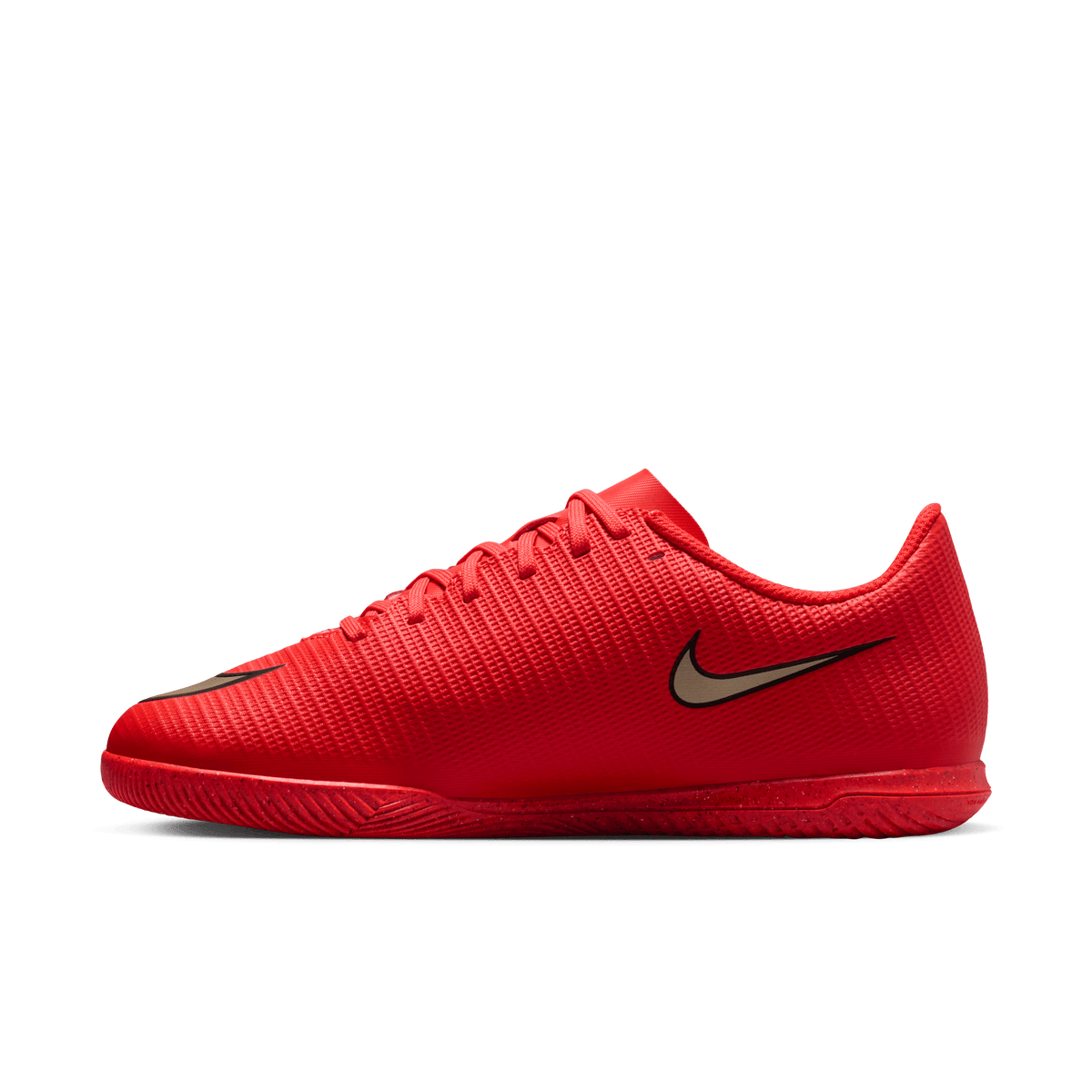 Nike Jr. Mercurial Vapor 17 Club Big Kids' Indoor/Court Low-Top Soccer Shoes product image 2, provided for visual reference