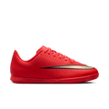 Nike Jr. Mercurial Vapor 17 Club Big Kids' Indoor/Court Low-Top Soccer Shoes product image 1, provided for visual reference