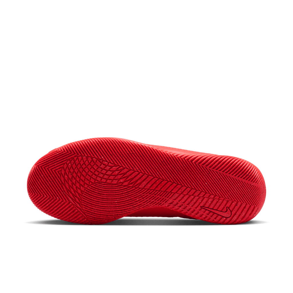 Nike Jr. Mercurial Vapor 17 Club Big Kids' Indoor/Court Low-Top Soccer Shoes product image 4, provided for visual reference