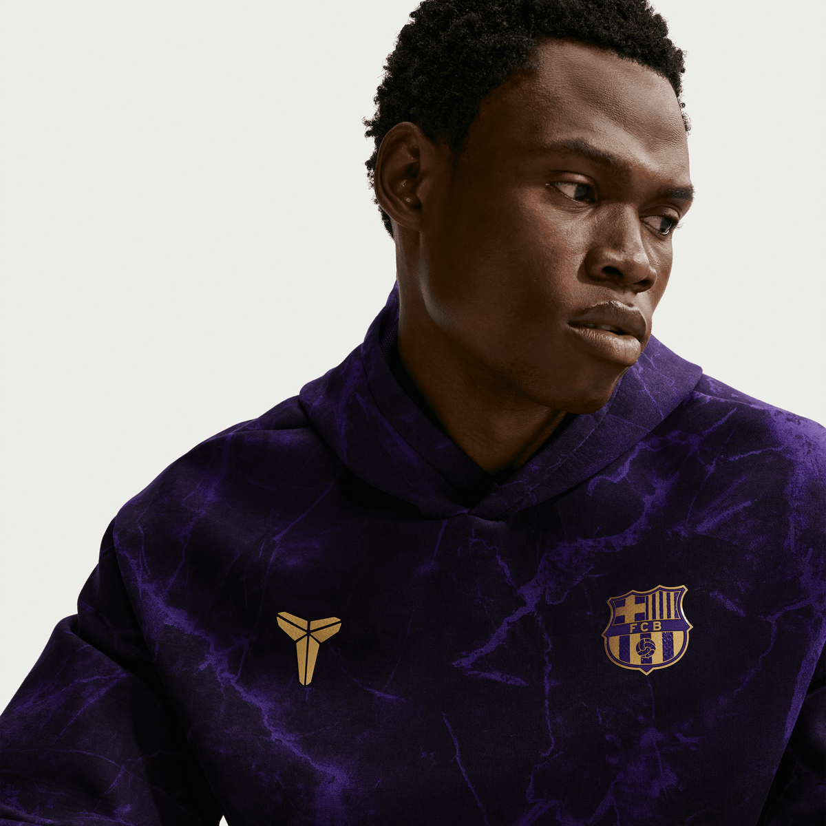 Nike Men FC Barcelona Kobe Bryant Away Hoodie product image 3, provided for visual reference and product detail review