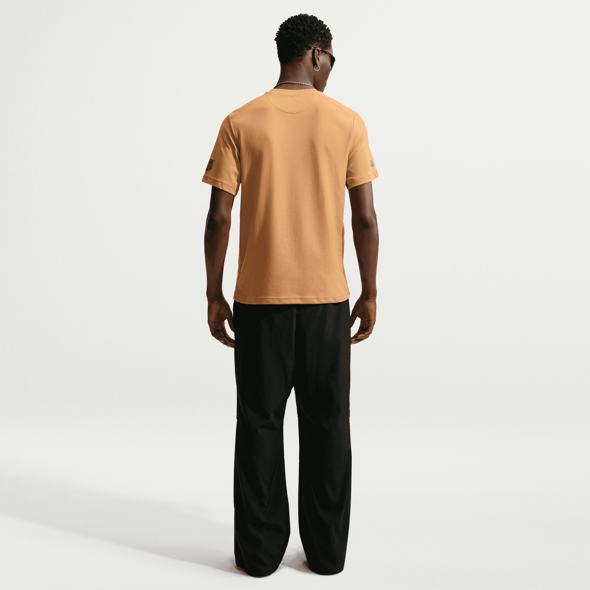 Nike FC Barcelona Primary Away Men Dri-FIT Soccer Top product image 4, provided for visual reference and product detail