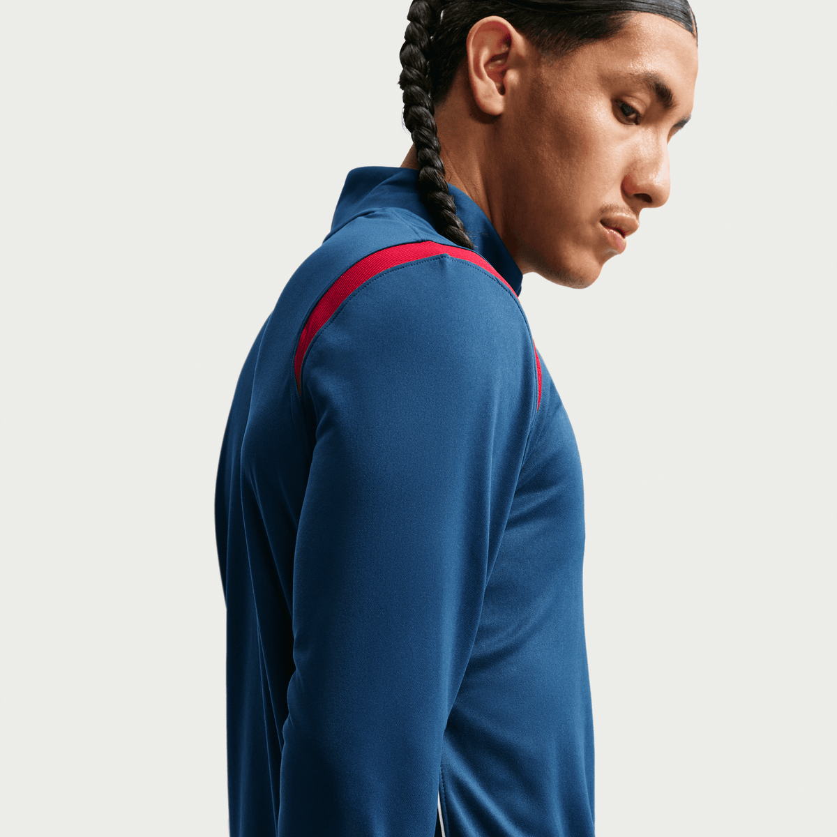 Nike C.D. Guadalajara Academy Pro Dri-FIT Soccer Knit Drill Top product image 2, provided for visual reference and product