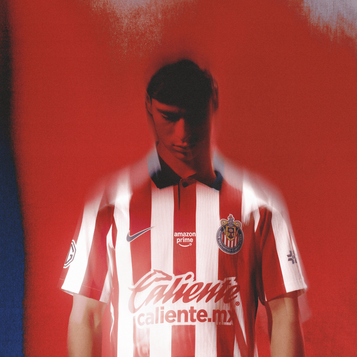 Nike C.D. Guadalajara Stadium Home Dri-FIT Soccer Replica Jersey 26/27 product image 5, provided for visual reference and