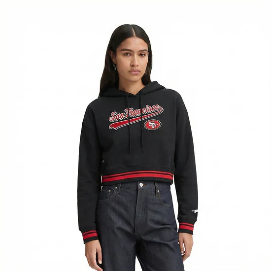 PRO STANDARD Women NFL SAN FRANCISCO 49ERS SCRIPT TAIL RIB FLEECE CROPPED PULLOVER HOODIE - BLACK/RED product image 1,