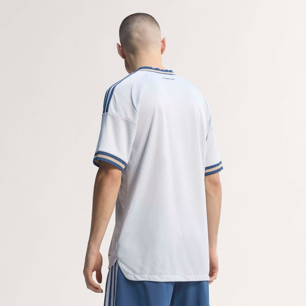 Adidas Italy Away Authentic Stadium Jersey 2026 product image 4, provided for visual reference and product detail review