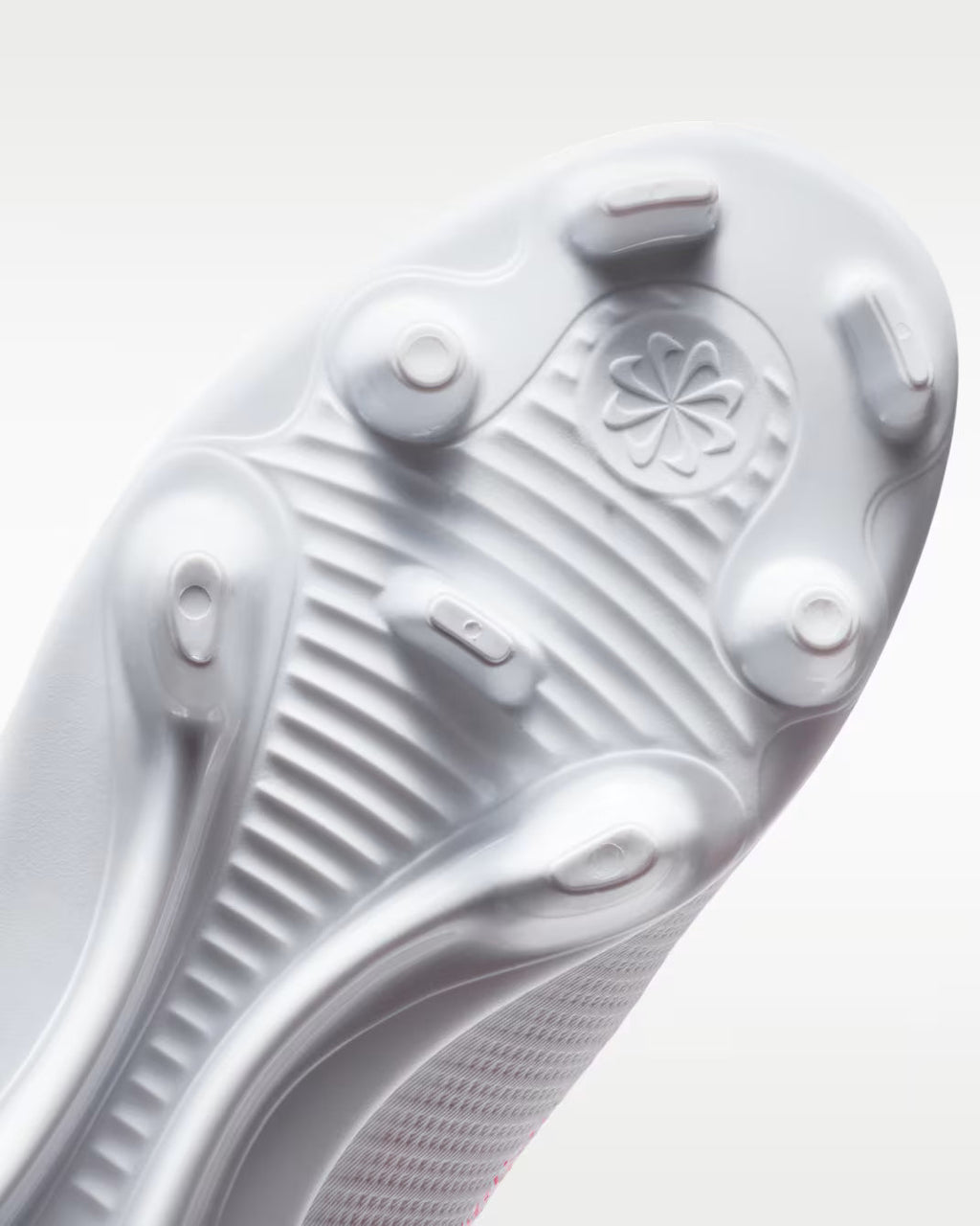 MERCURIAL VAPOR 17 JR CLUB - Pink/Multicolor product image 3, provided for visual reference and product detail review