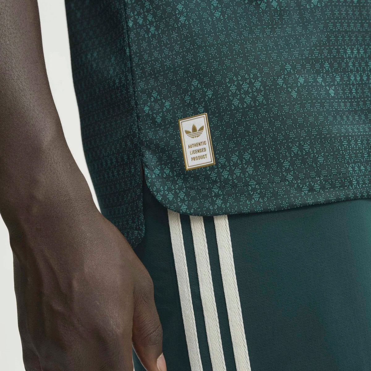 Adidas Men Real Madrid Away Authentic Jersey 26/27 product image 5, provided for visual reference and product detail review