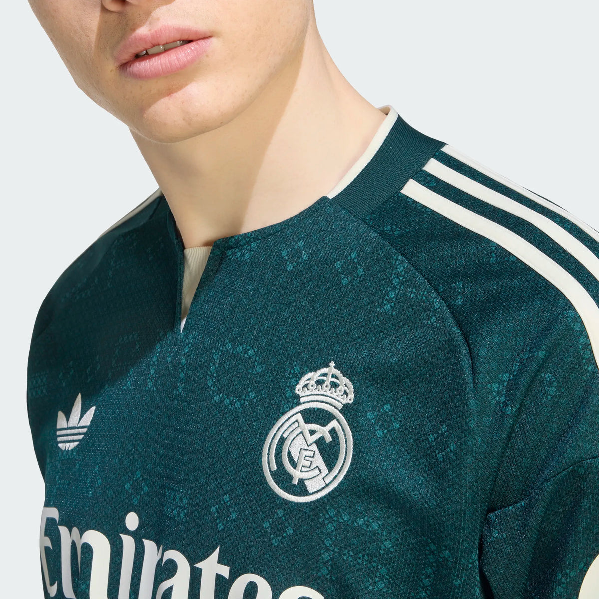 Adidas Real Madrid Long Sleeve Away Stadium Jersey 26/27 product image 3, provided for visual reference and product detail