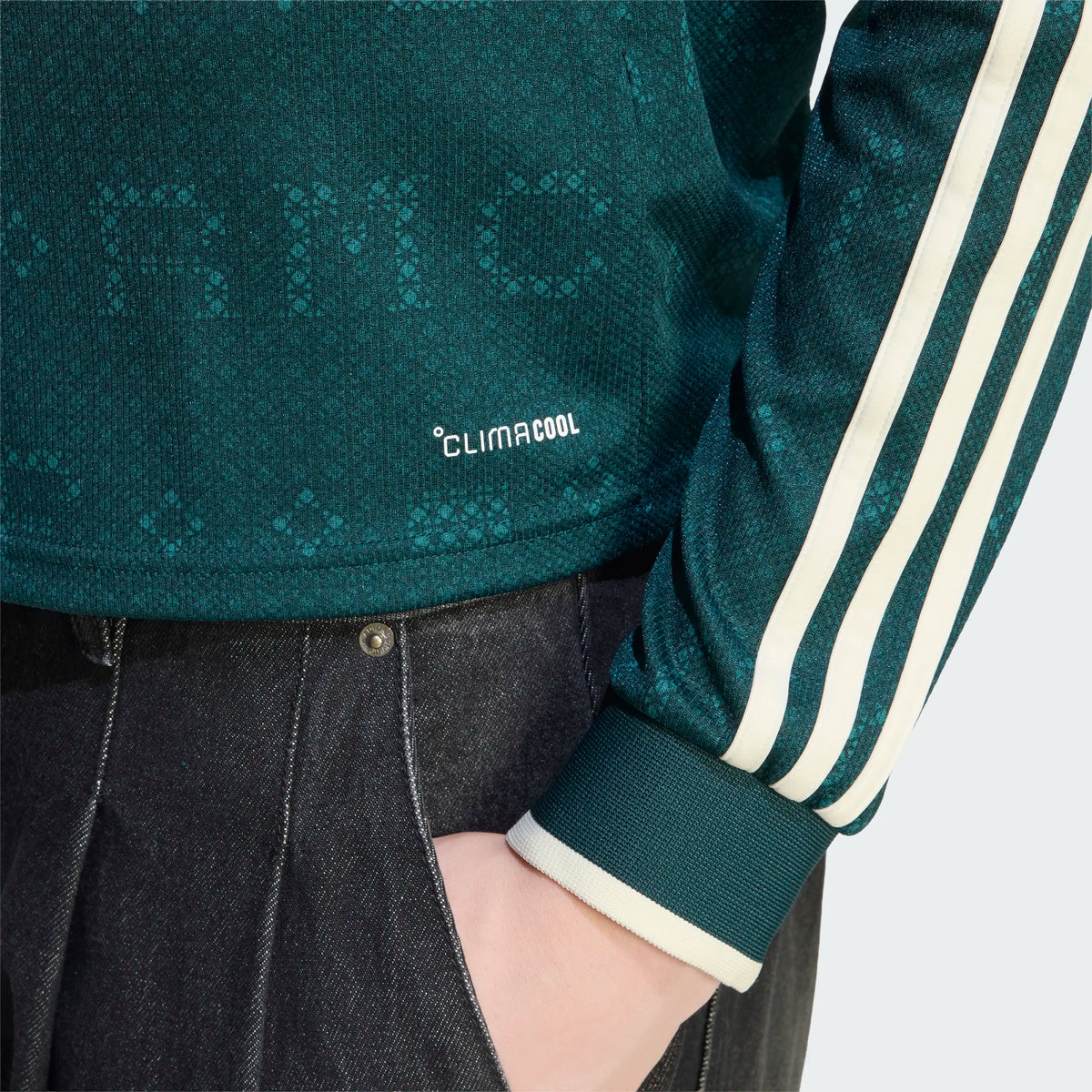 Adidas Real Madrid Long Sleeve Away Stadium Jersey 26/27 product image 4, provided for visual reference and product detail