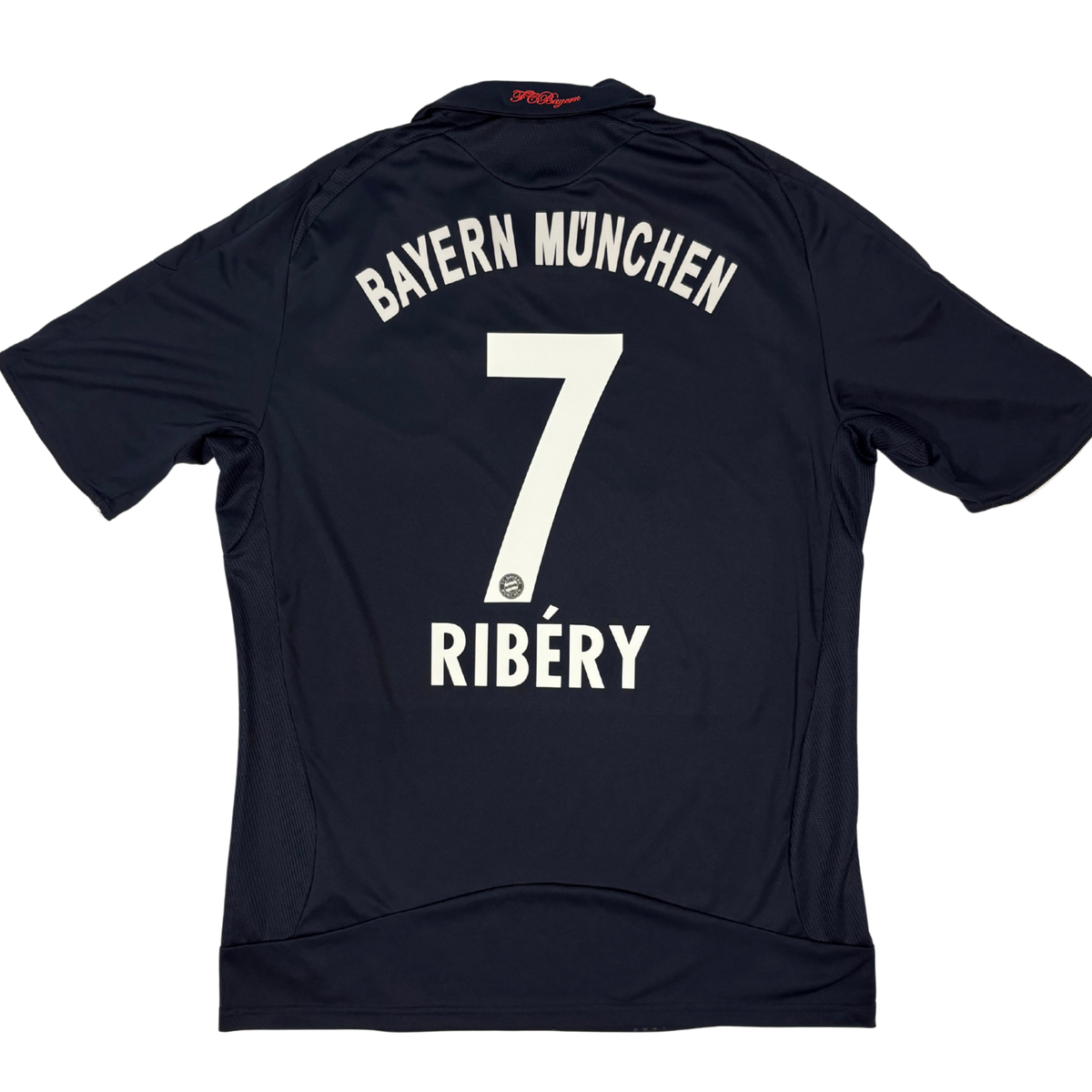 2008-2010 Bayern Munich Away Shirt Ribery #7 - (L) product image 1, provided for visual reference and product detail review