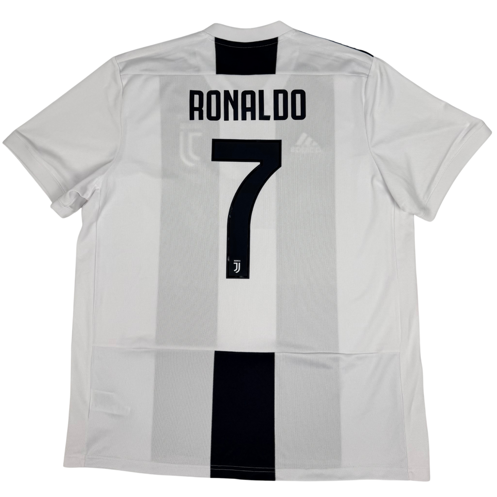 2018-2019 Juventus Home Shirt Ronaldo #7 - (Xl) product image 1, provided for visual reference and product detail review