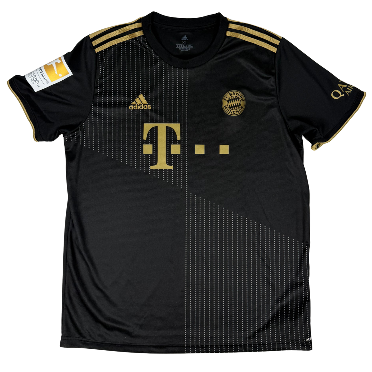 2021-2022 Bayern Munich Away Lewandowski Jersey - (Xl) product image 2, provided for visual reference and product detail