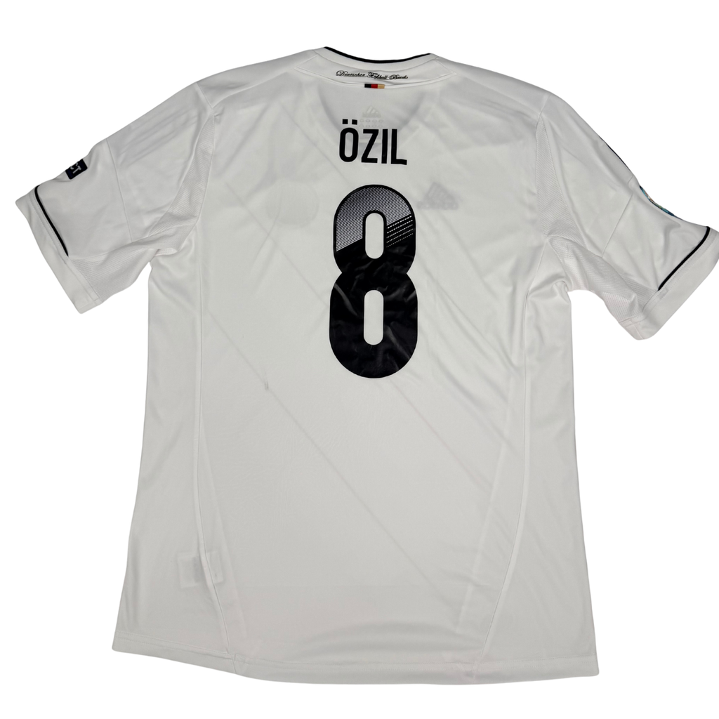 2012-2013 Germany Home Euro Shirt Ozil #8- (L) product image 2, provided for visual reference and product detail review