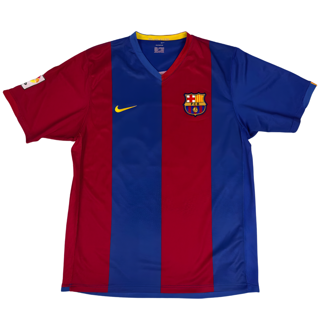 2006-2007 FC Barcelona Home Shirt Ronaldinho #10 - (L) product image 2, provided for visual reference and product detail