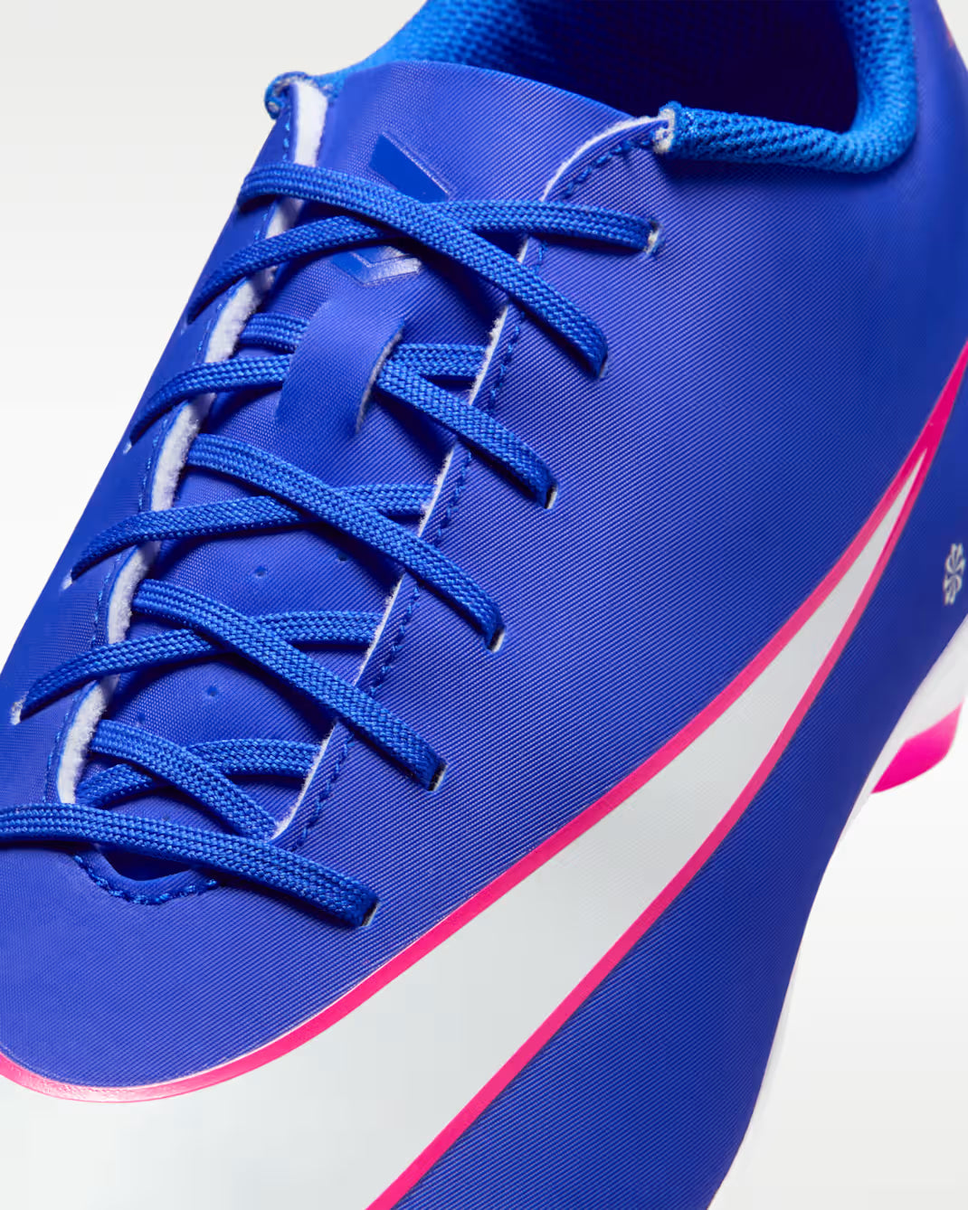MERCURIAL VAPOR 16 CLUB FG/MG - Racer Blue/White product image 4, provided for visual reference and product detail review