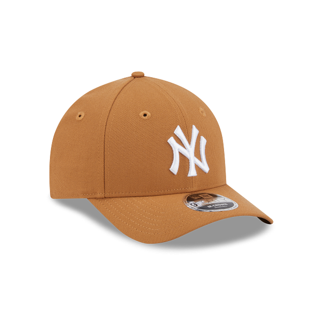 New Era New York Yankees 9FORTY M-CROWN Adjustable Hat-Brown product image 1, provided for visual reference and product