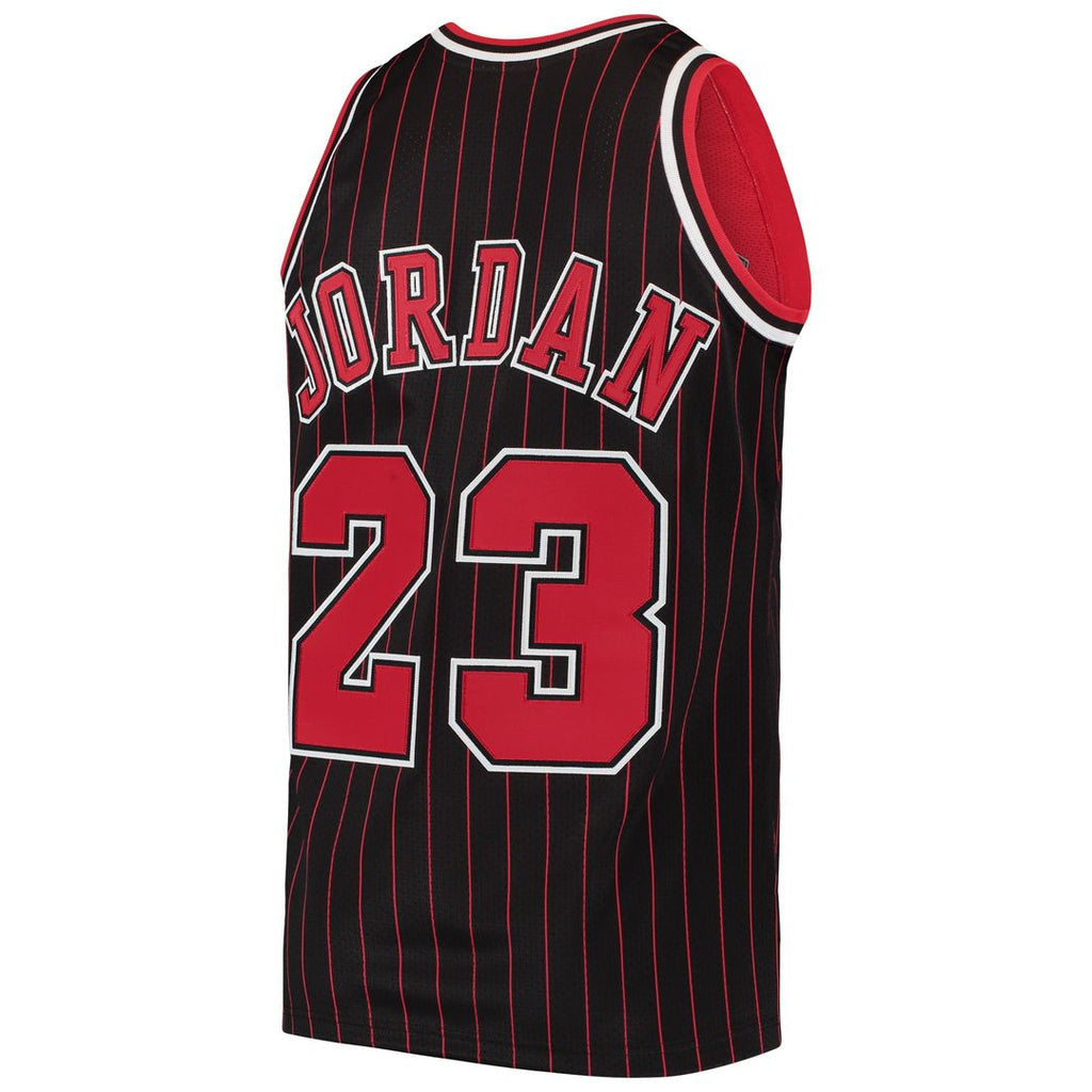 Chicago Bulls Michael Jordan Mitchell & Ness 1996/97 product image 3