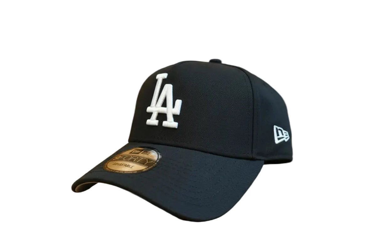 New Era Los Angeles Dodgers a frame Black/White 2025 champs patch product image 1, provided for visual reference and product